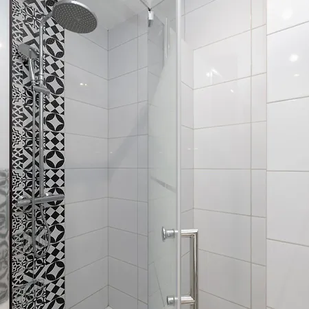 公寓 Emilii Plater Chic By Bookinghost *