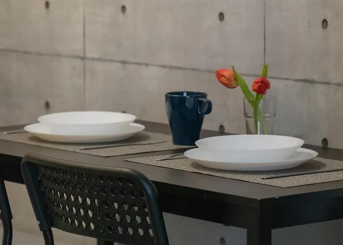 Emilii Plater Chic By Bookinghost Szczecin